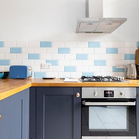 Altido Glamorous 2-Bed Flat Near Edinburgh Castle Экстерьер фото